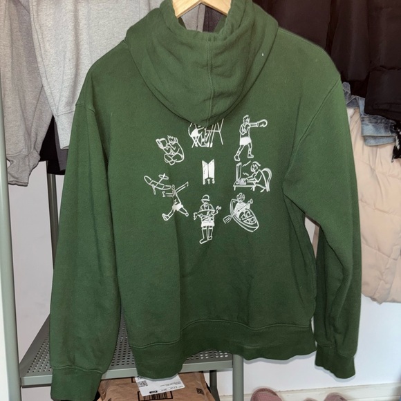 BTS IN THE SOUP SWEATER - Picture 4 of 6